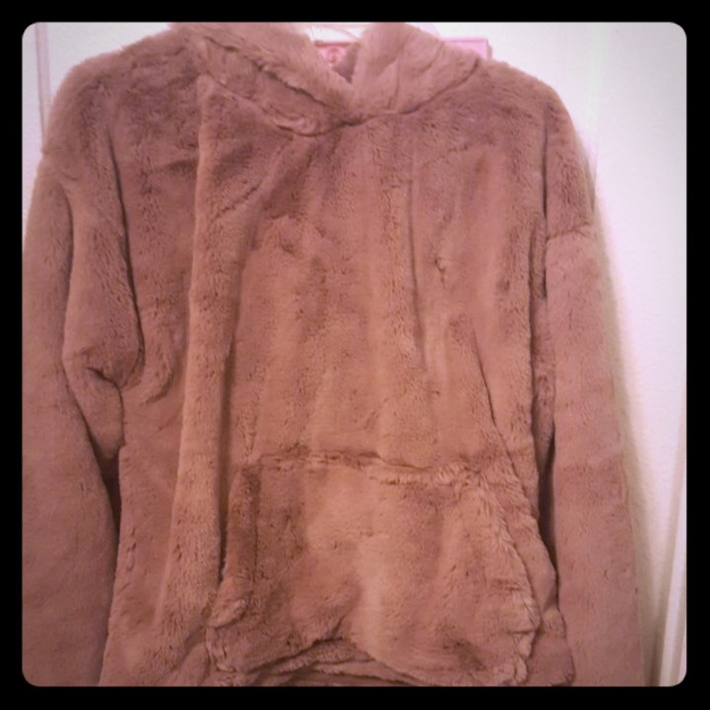 Fuzzy pullover